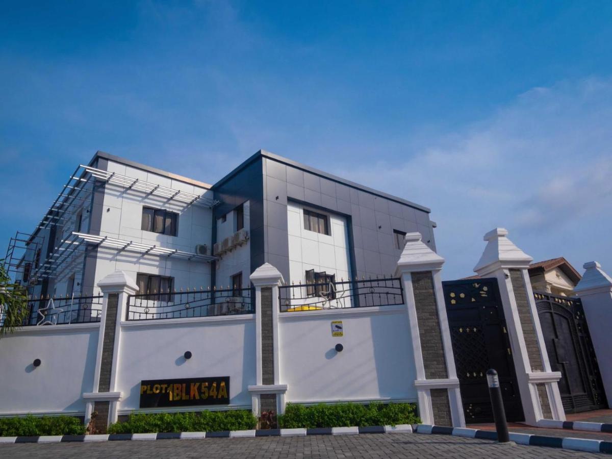 Pasadena Suites Lekki Exterior foto