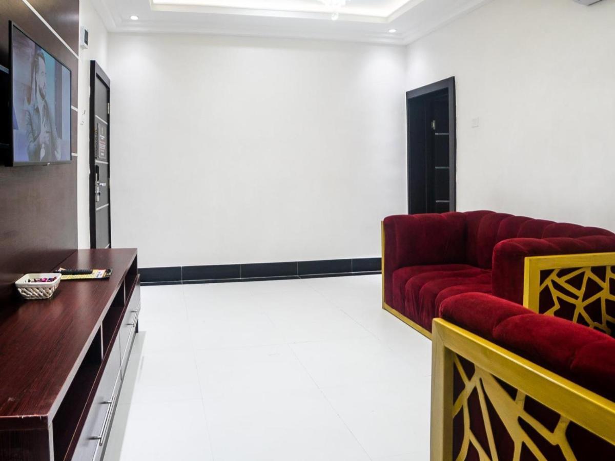 Pasadena Suites Lekki Exterior foto
