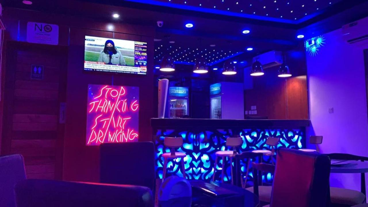 Pasadena Suites Lekki Exterior foto